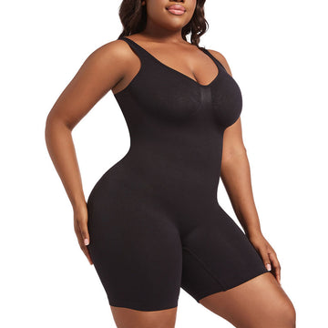 Discover how movement fuels confidence for curvy women. CurvesInMotion.net explores fitness, fashion, and body-positive activewear that supports every step.